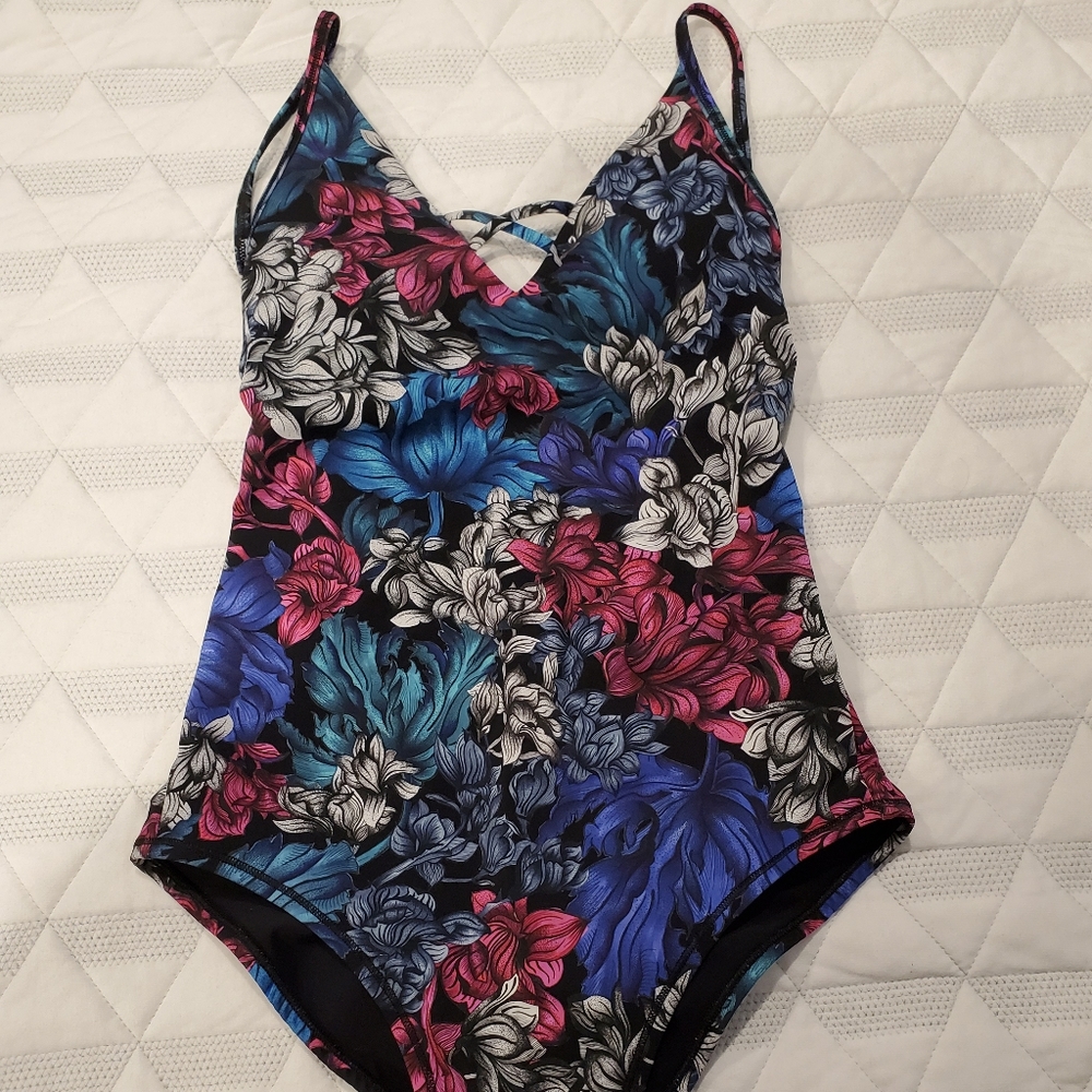 Lululemon Shoreline One Piece Swimsuit